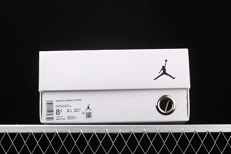 All categories Air Jordan Jordan series basketball shoes Air Jordan 11 Air Jordan 11 Metallic Silver AJ11 Joe 11 Swarovski Starry AR0715-100